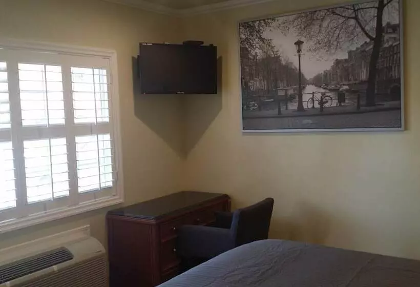 Motelli Travel Inn