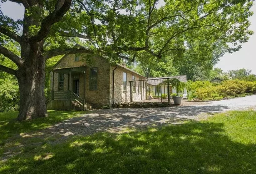 Aamiaismajoitus (B&B) The Buck School Inn