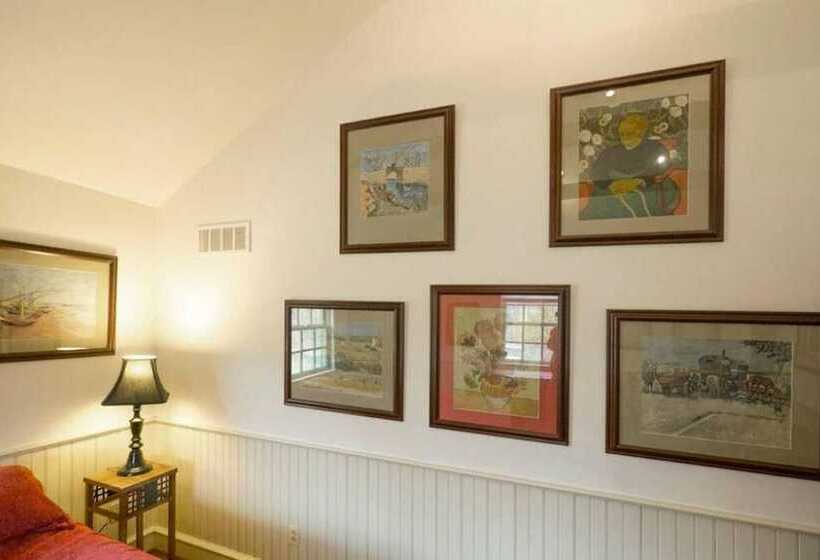 Bed and Breakfast The Buck School Inn