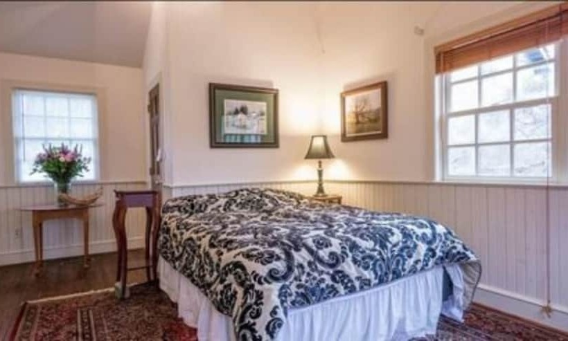 Bed and Breakfast The Buck School Inn