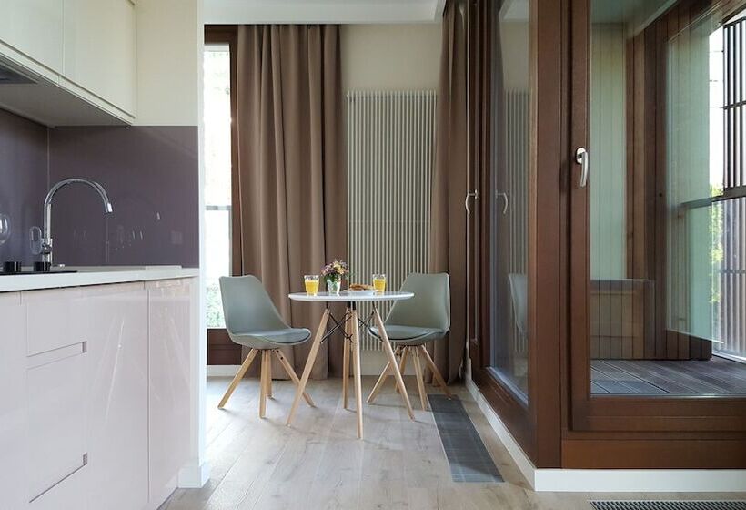 Chopin Apartments City