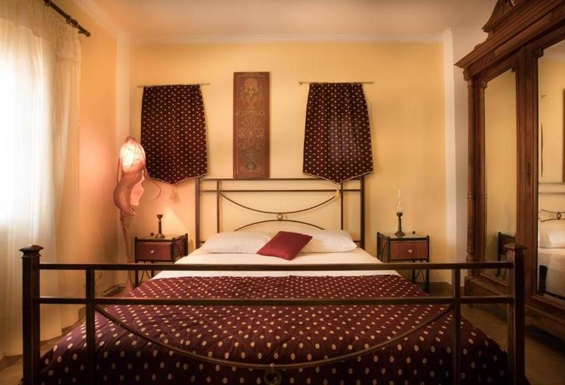 Отель Amfitrion