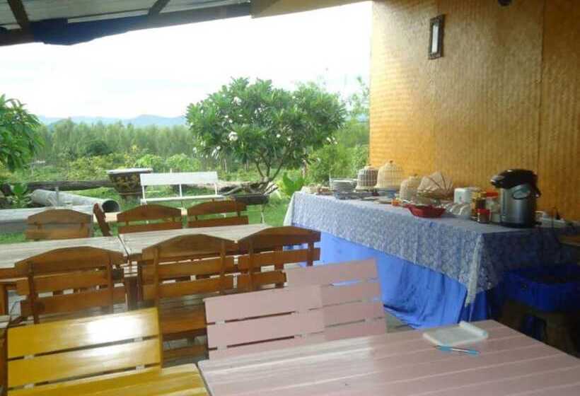 فندق Baanrai Areeya