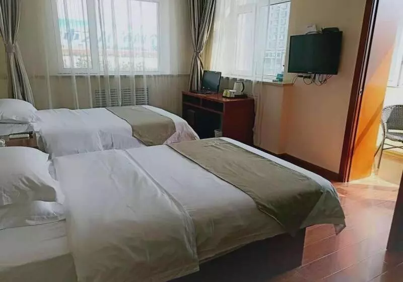 Hotelli Greentree Inn Taiyuan South Inner Ring Qiaoxi Branch