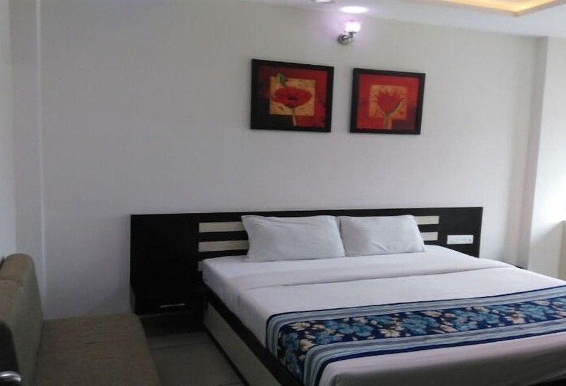 בית מלון כפרי Jaishree Palace