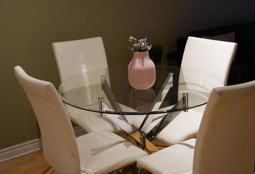 فندق Living Suites - Toronto