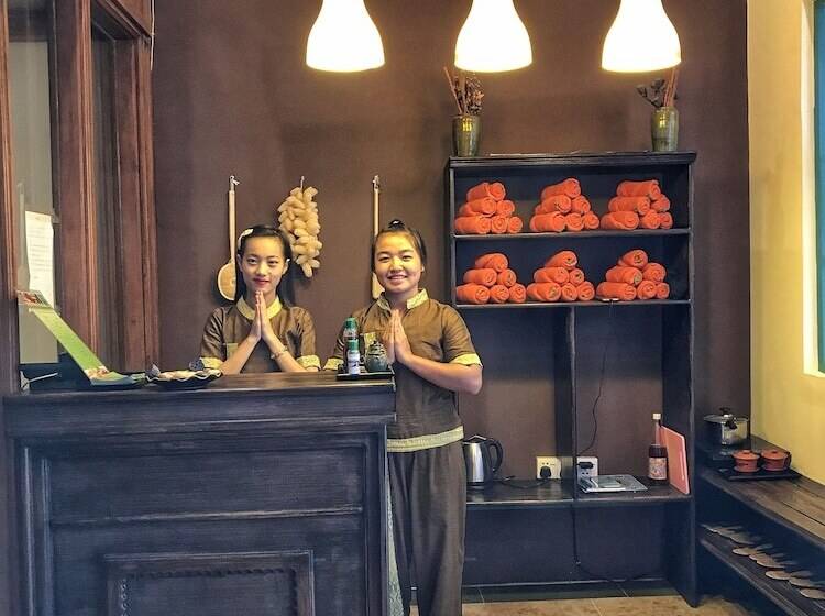 هتل Nyaung Shwe City