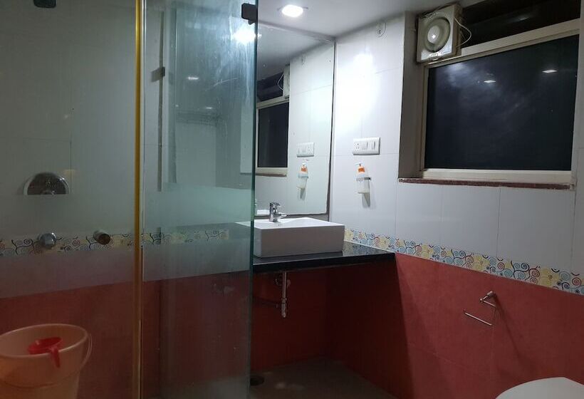 בית מלון כפרי Pleasure Inn