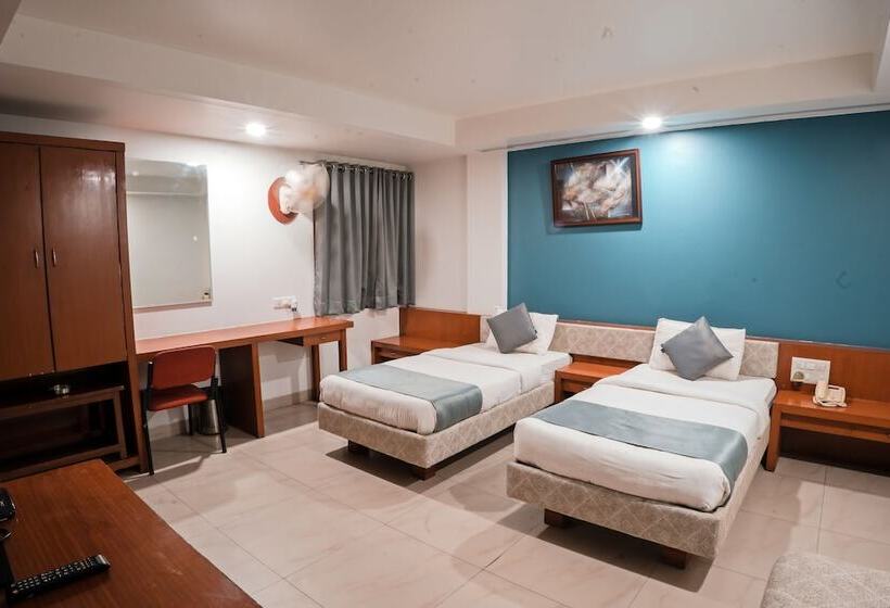 בית מלון כפרי Pleasure Inn