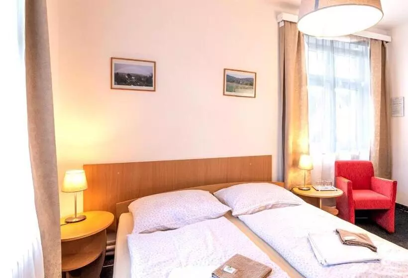Hotelli U Berounky