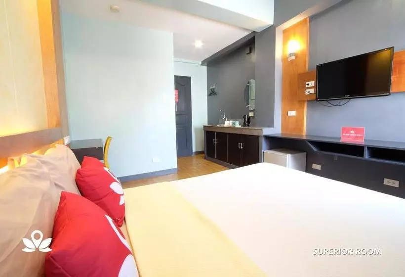 ホテル Zen Rooms Basic Quirino Station
