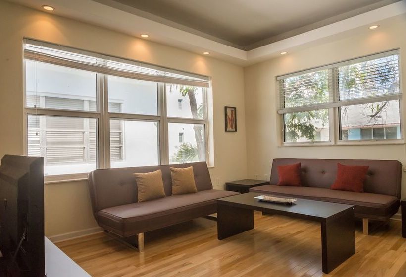 La Costa Suites By Royal Stays