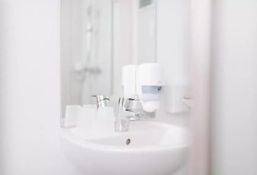 モーテル Velden24   Create Your Own Stay