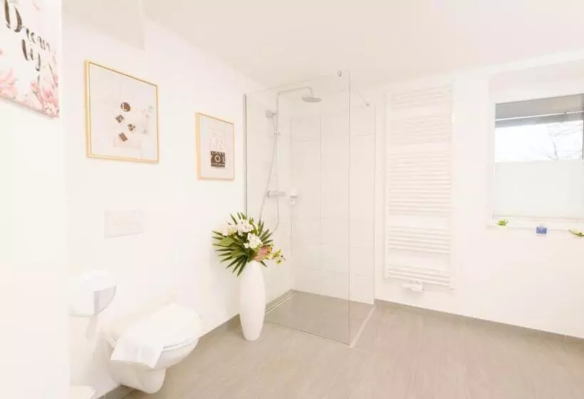 モーテル Velden24   Create Your Own Stay