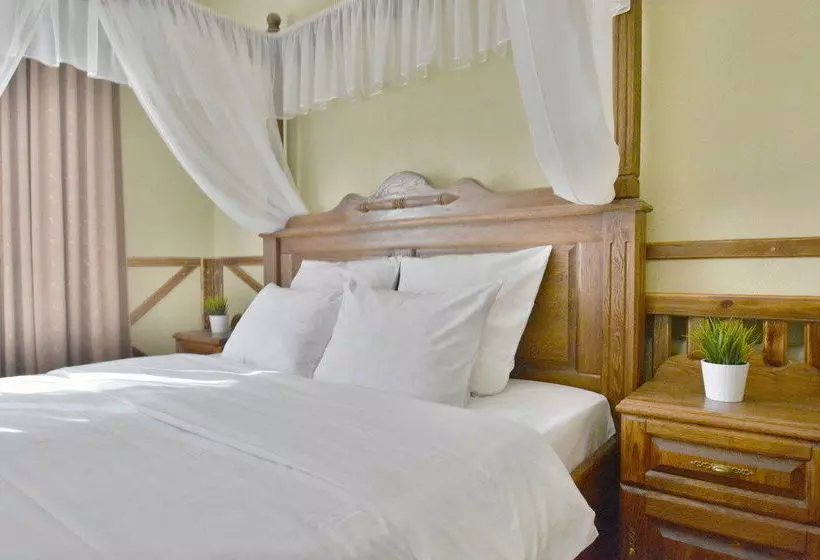 ペンション Aparton  Brest