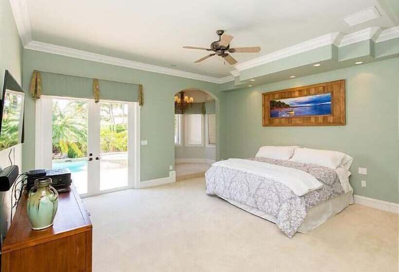 Salty Bungalow Marietta