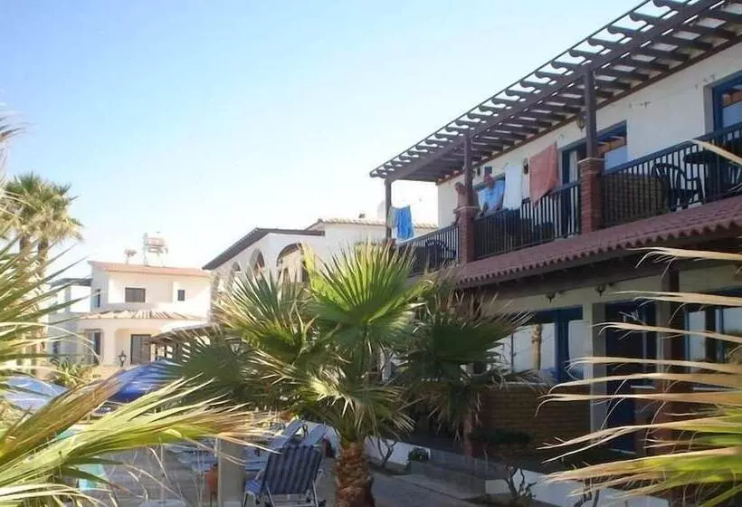 Sun Camero Apartments