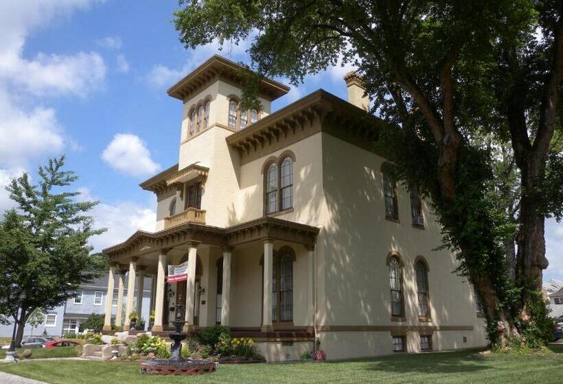 The Pepin Mansion B&b On Mansion Row 10 Min To Start Of The Bourbon Trail