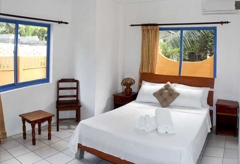 Vicky's Holiday Apartments