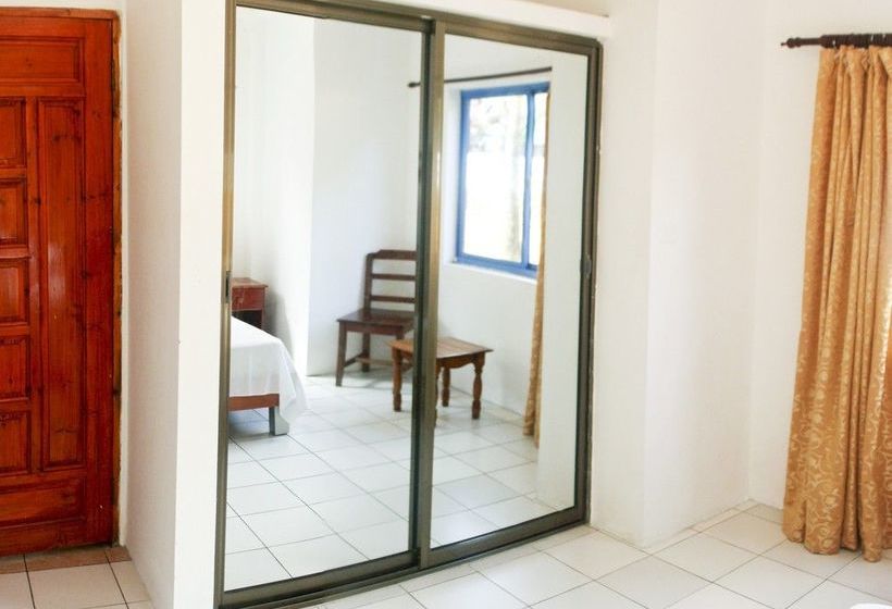 Vicky's Holiday Apartments