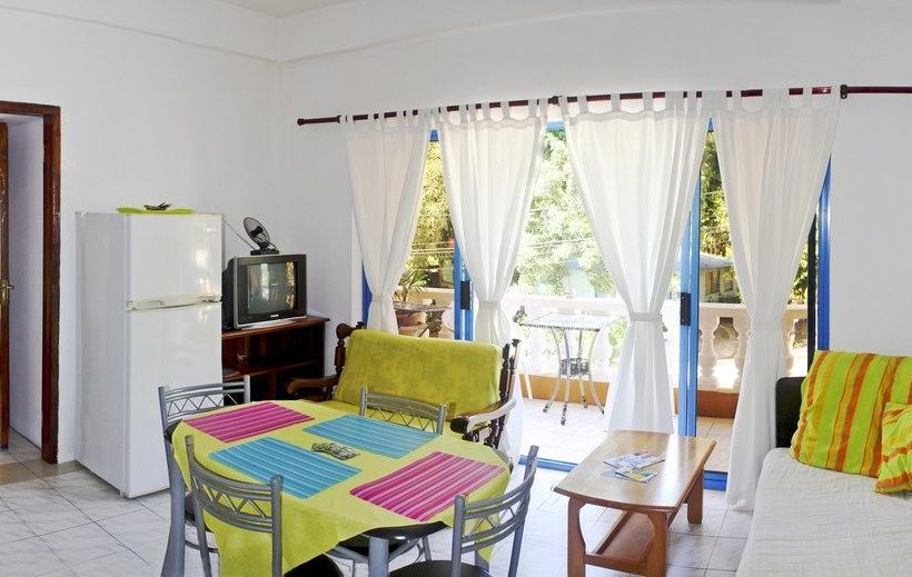 Vicky's Holiday Apartments