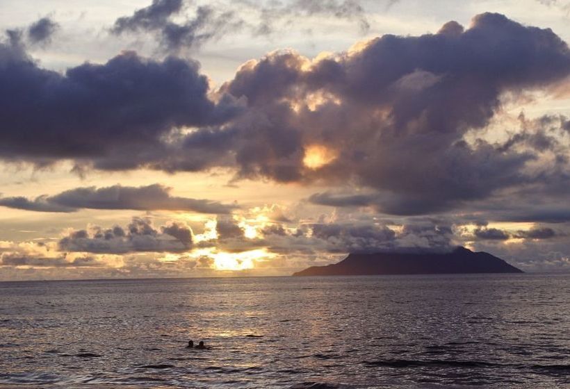 Vicky's Holiday Apartments