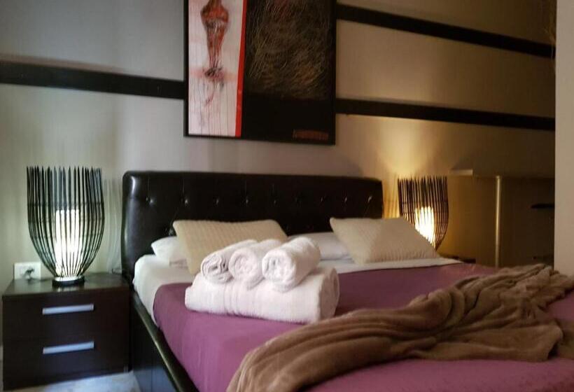 تختخواب و صبحانه 3jolie