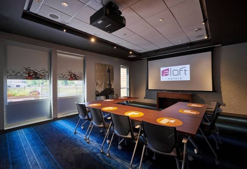 فندق Aloft Cleveland Airport