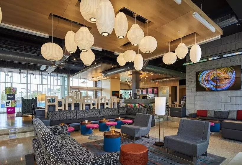 Hotelli Aloft Cleveland Airport