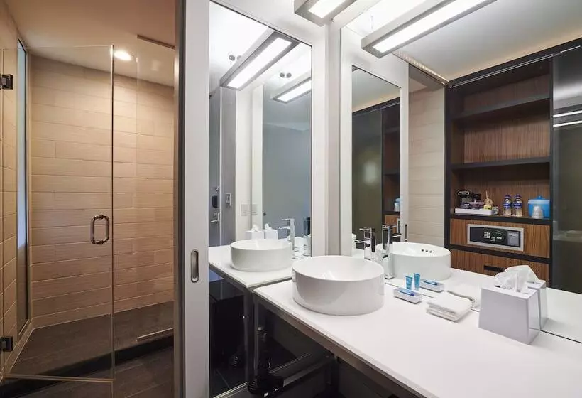 Hotelli Aloft Cleveland Airport