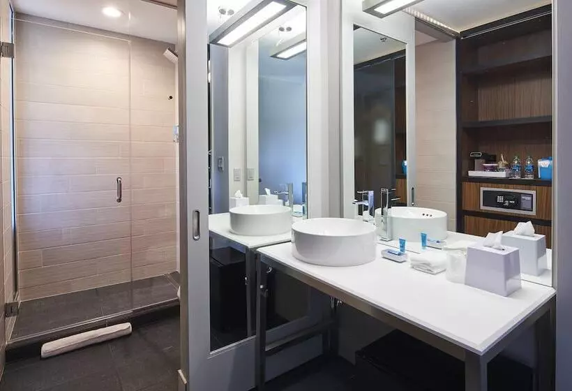 Hotelli Aloft Cleveland Airport