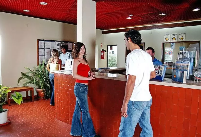 ホテル Parque De Campismo Orbitur Rio Alto