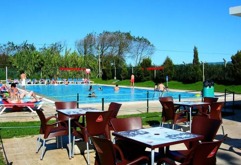 ホテル Parque De Campismo Orbitur Rio Alto