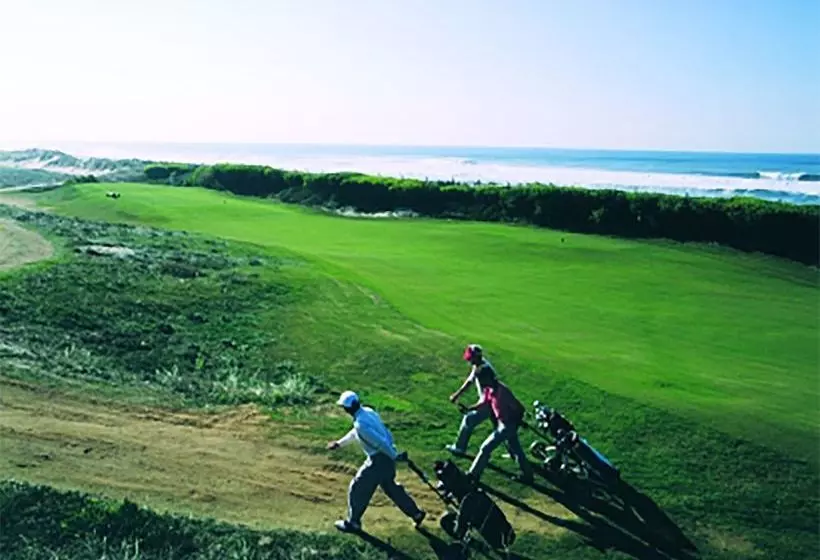 ホテル Parque De Campismo Orbitur Rio Alto