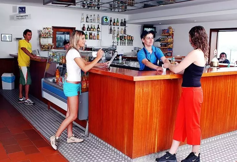 ホテル Parque De Campismo Orbitur Rio Alto