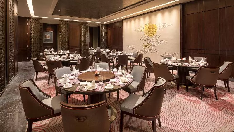 Hotelli Hualuxe Xiamen Haicang Habour View   An Ihg