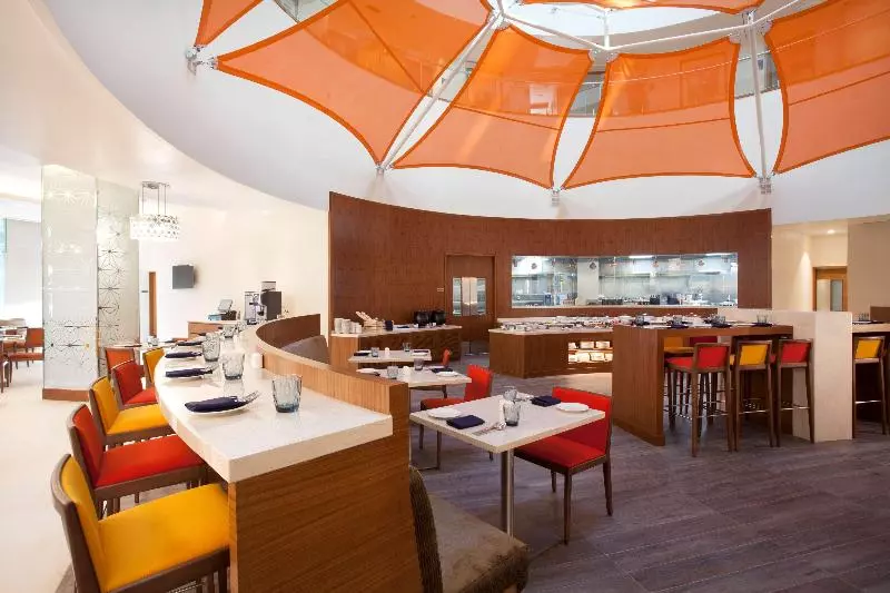 ホテル Hyatt Place Hyderabad Banjara Hills