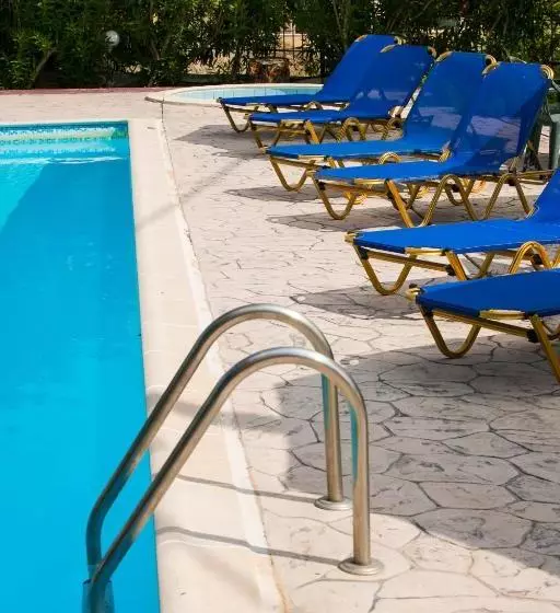 Hotelli Irena Studios & Apartments