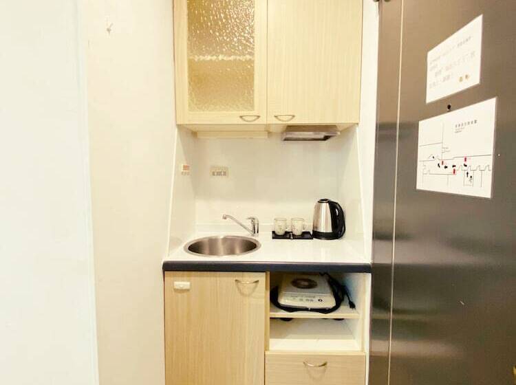 هتل Jimmy S Apartments