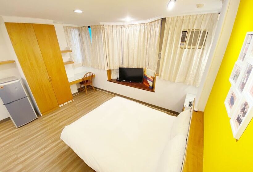 هتل Jimmy S Apartments