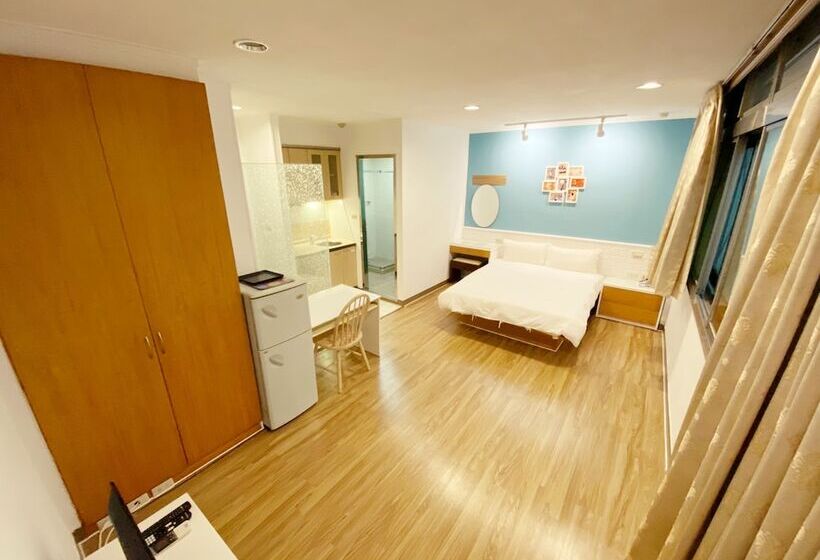 هتل Jimmy S Apartments