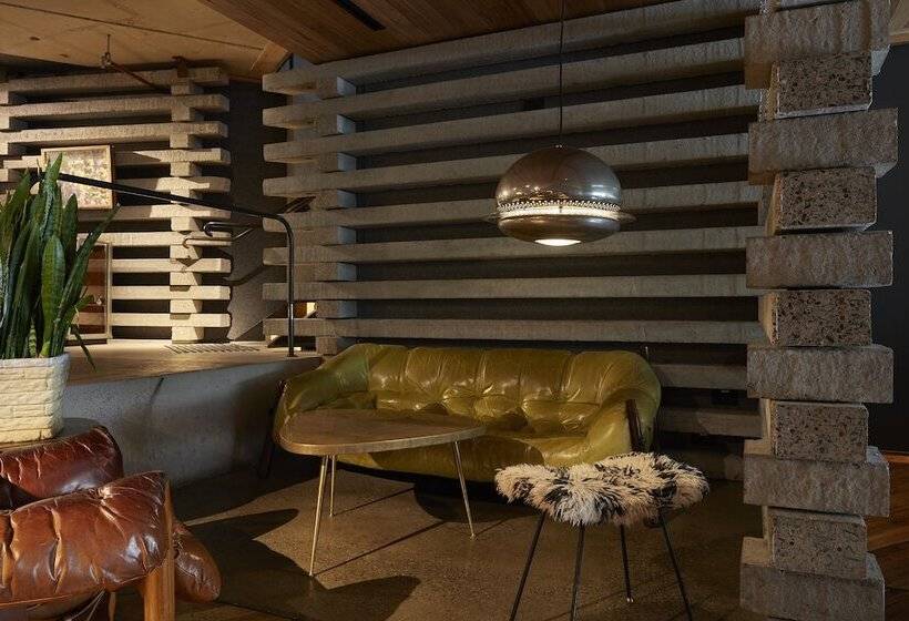 בית מלון כפרי Ovolo Nishi