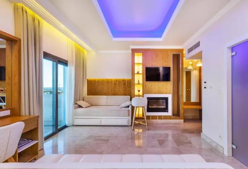 Hotelli Porto Marine