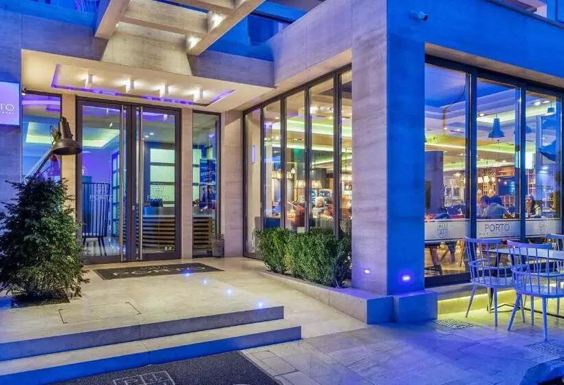 Hotelli Porto Marine