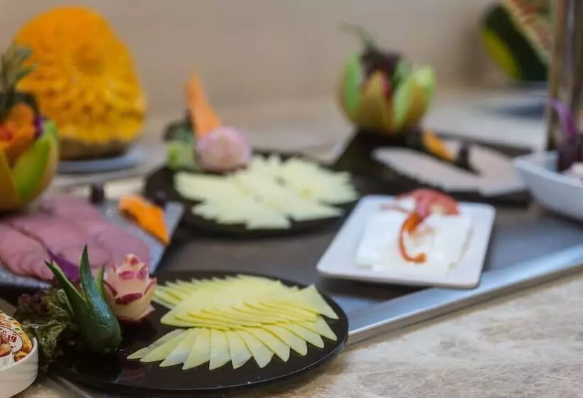 The Grand Plaza Hotel Smouha