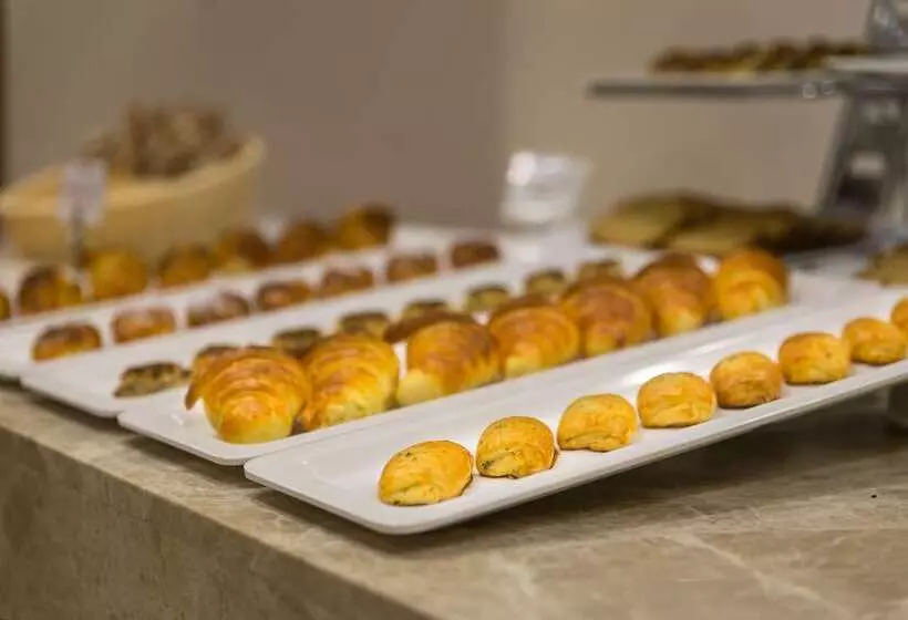 The Grand Plaza Hotel Smouha