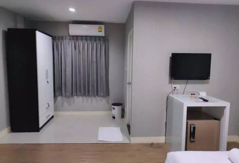 هتل Tim Place   Bts Phra Khanong