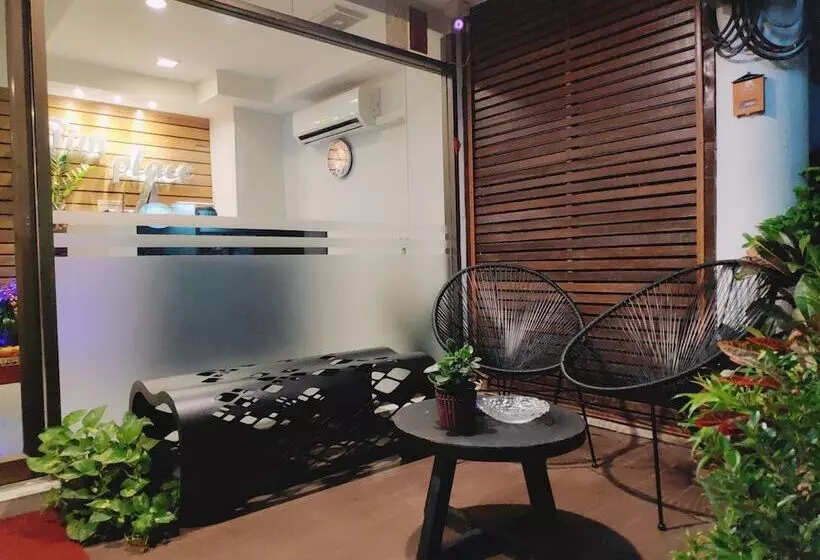 هتل Tim Place   Bts Phra Khanong