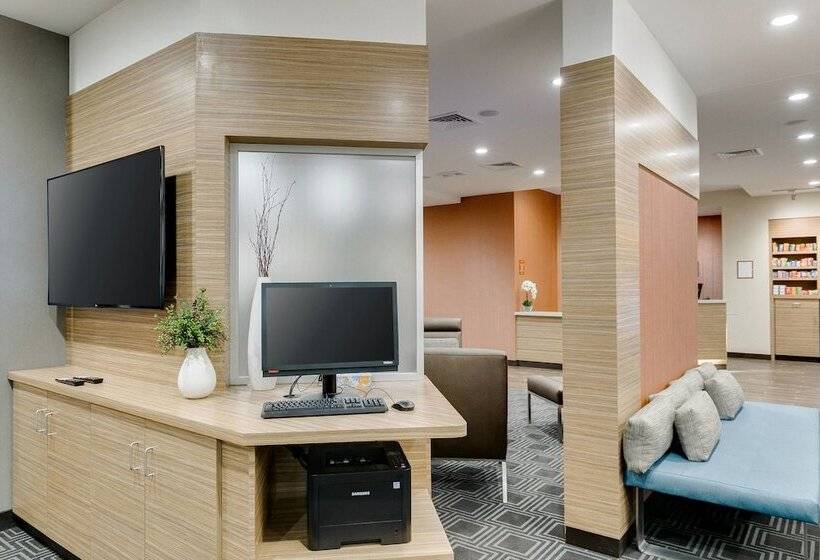 فندق Towneplace Suites By Marriott Kansas City Liberty