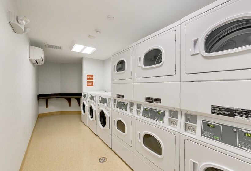 فندق Towneplace Suites By Marriott Kansas City Liberty